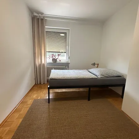 Waldzeit Xl Und Self Check-in Neustadt an der Weinstraße